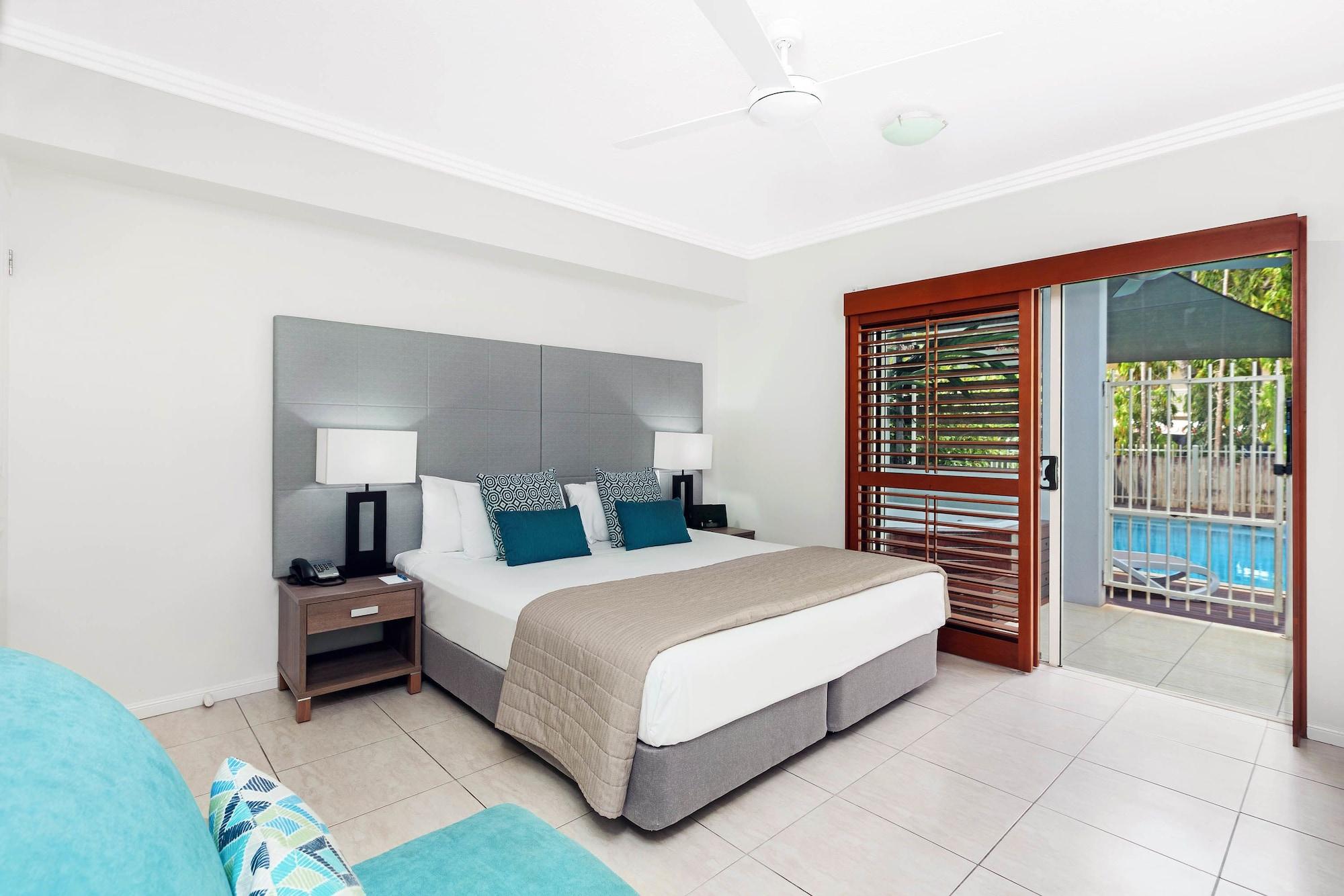 Mantra Aqueous On Port Aparthotel Port Douglas Bagian luar foto