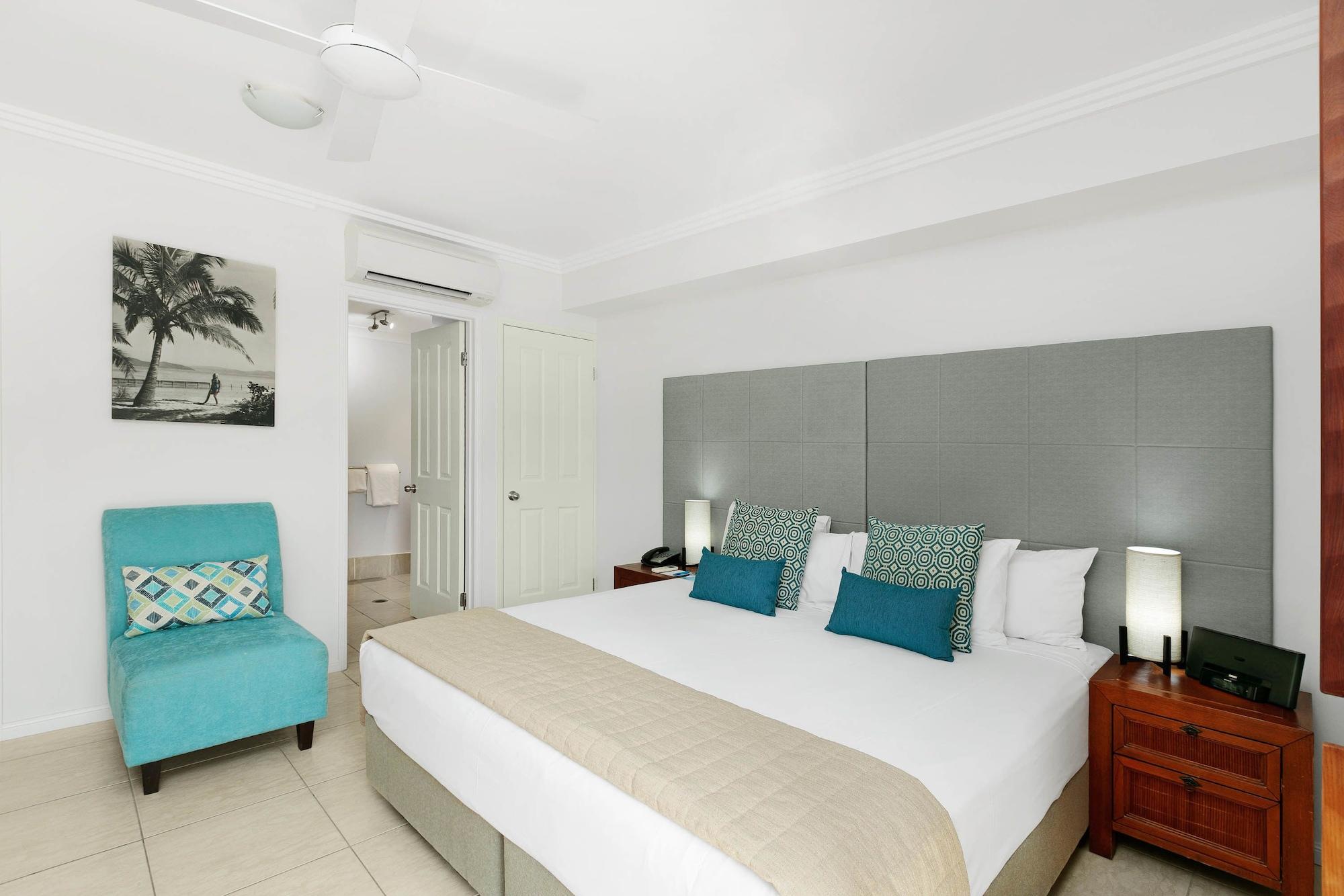 Mantra Aqueous On Port Aparthotel Port Douglas Bagian luar foto