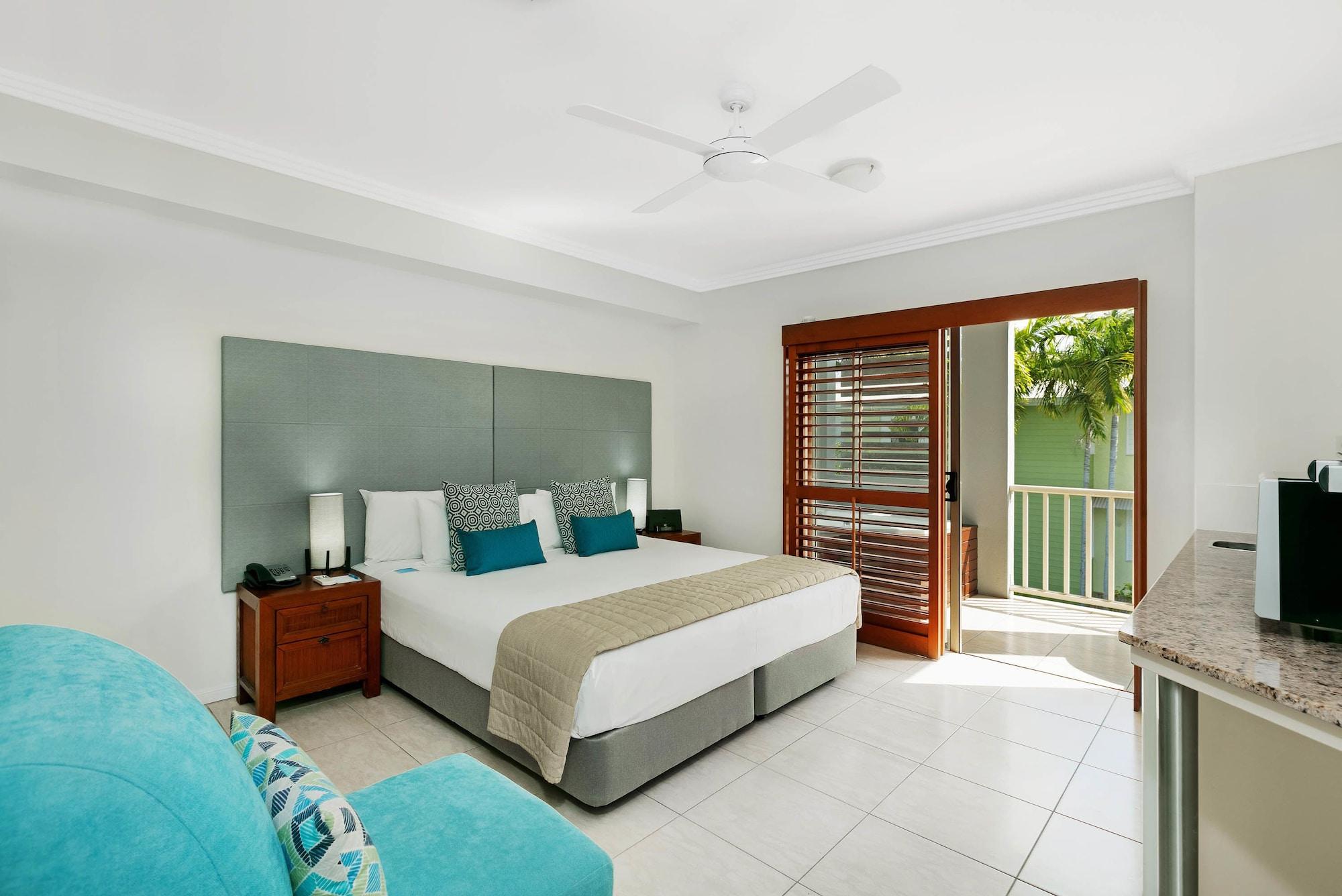 Mantra Aqueous On Port Aparthotel Port Douglas Bagian luar foto