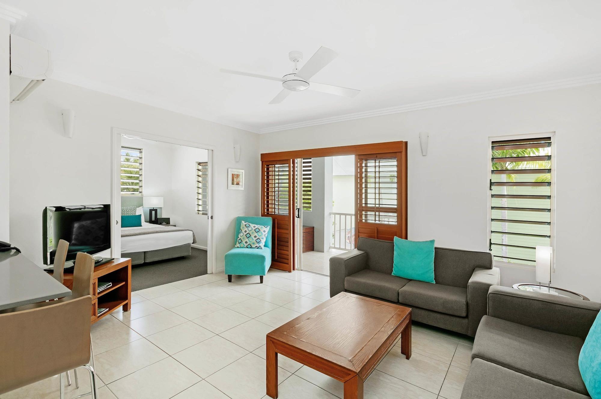 Mantra Aqueous On Port Aparthotel Port Douglas Bagian luar foto
