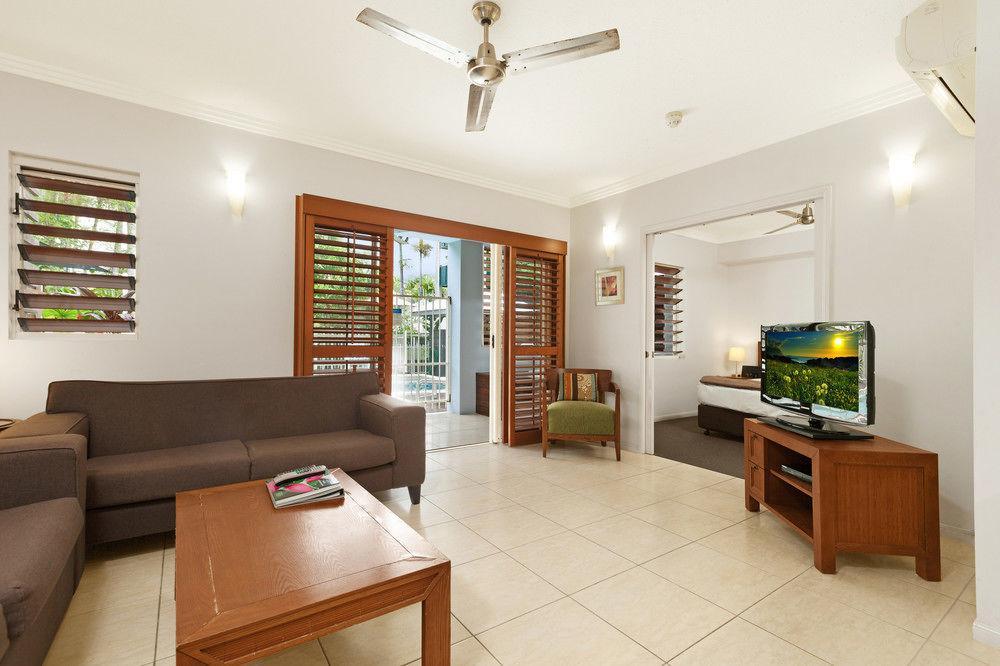 Mantra Aqueous On Port Aparthotel Port Douglas Bagian luar foto