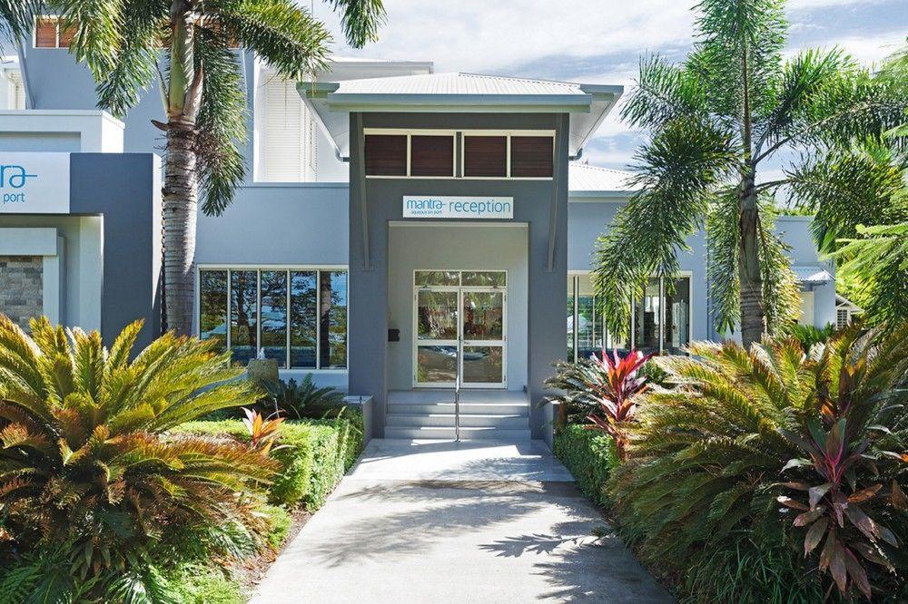 Mantra Aqueous On Port Aparthotel Port Douglas Bagian luar foto