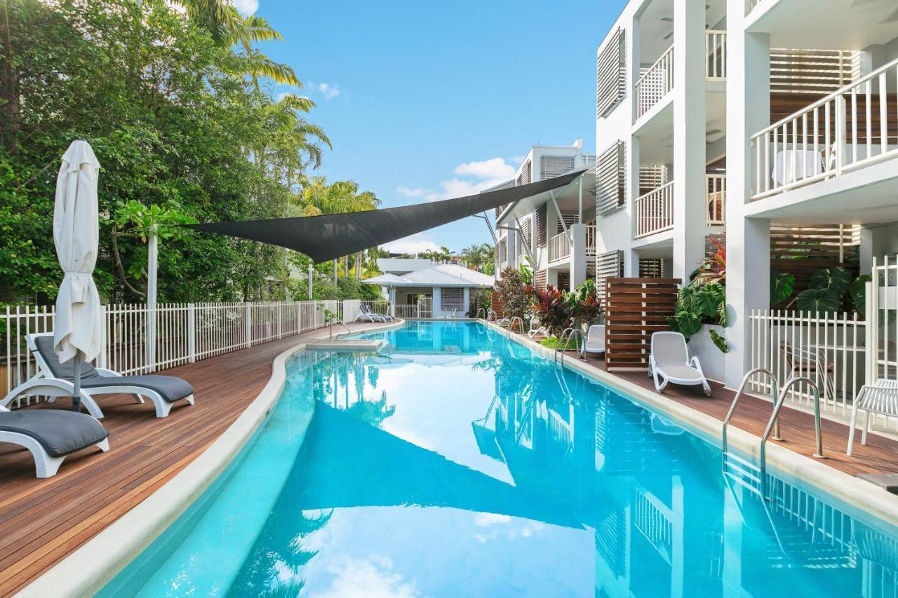 Mantra Aqueous On Port Aparthotel Port Douglas Bagian luar foto