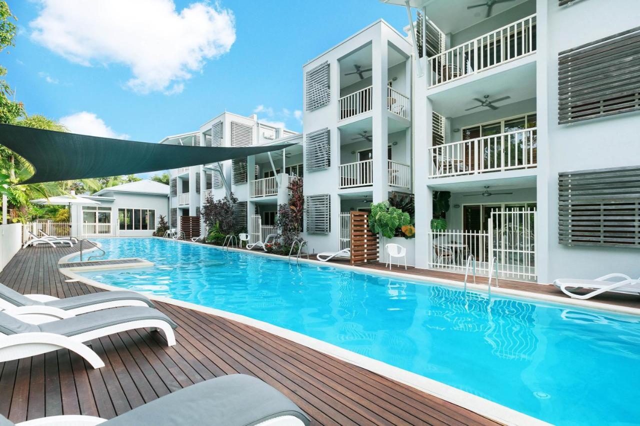 Mantra Aqueous On Port Aparthotel Port Douglas Bagian luar foto